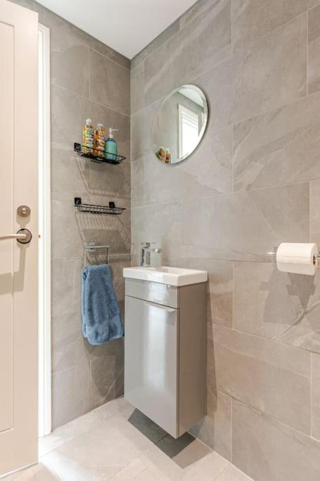 Cosy Cotswolds Retreat Near Bath & Castle Combe Apartamento Chippenham  Exterior foto