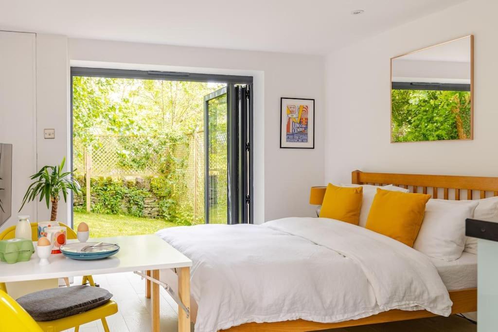 Cosy Cotswolds Retreat Near Bath & Castle Combe Apartamento Chippenham  Exterior foto